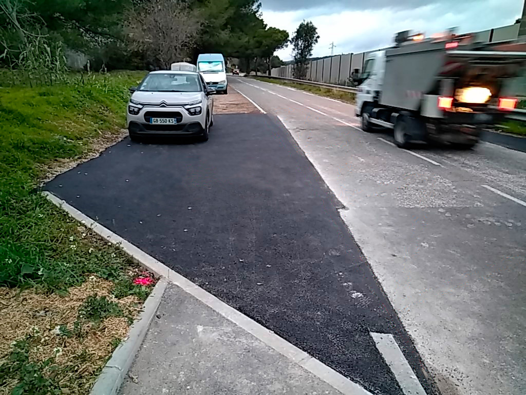 mise en sécurité arrêt de bus Pierredon Sud